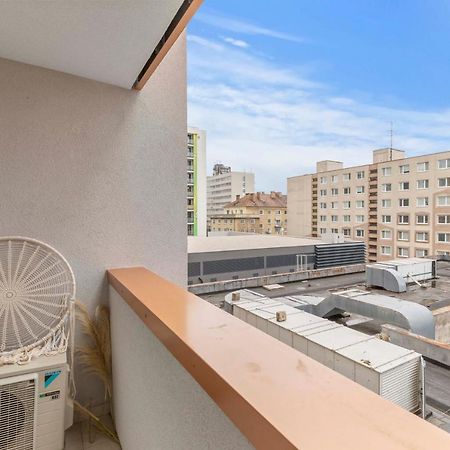 Lam Boho - Ac - Balcony Apartamento Bratislava Exterior foto